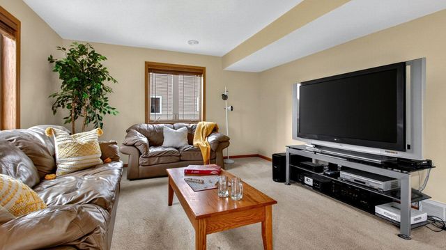 4409 Echo Valley Drive, Eau Claire, WI 54701