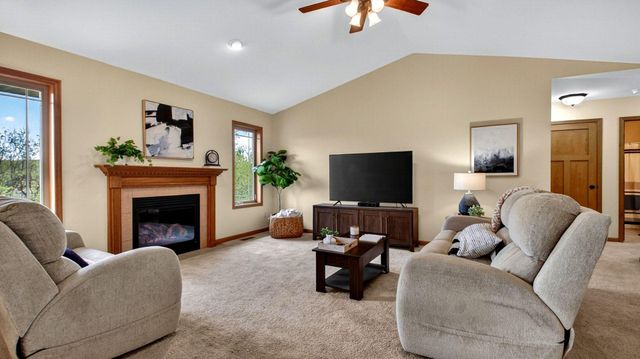 4409 Echo Valley Drive, Eau Claire, WI 54701