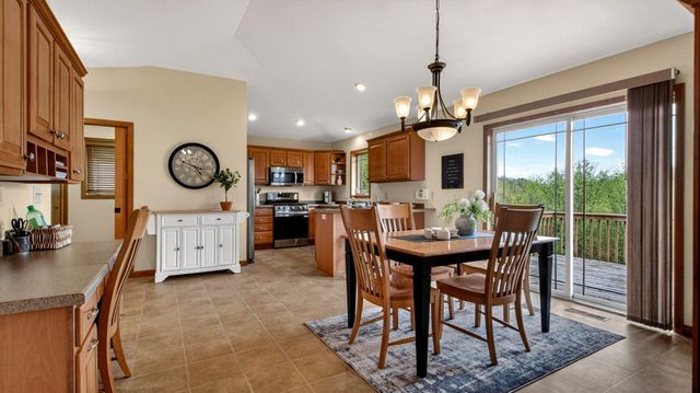 4409 Echo Valley Drive, Eau Claire, WI 54701