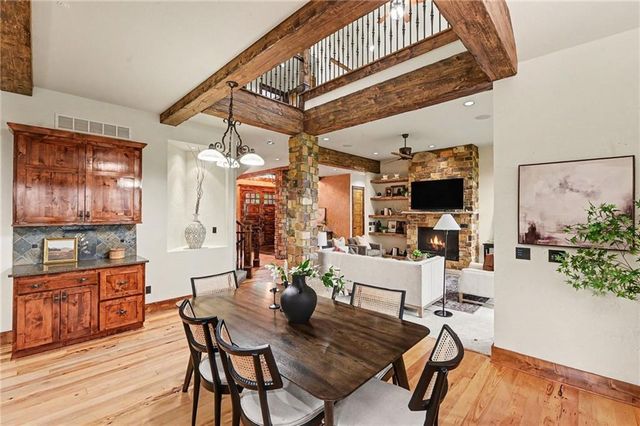 18890 W 252 nd Street, Paola, KS 66071