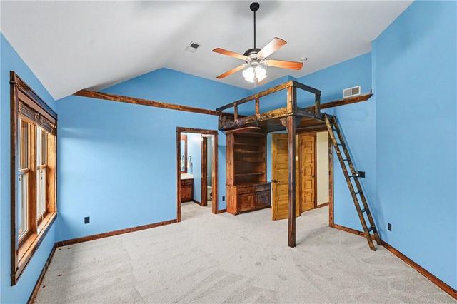 18890 W 252 nd Street, Paola, KS 66071