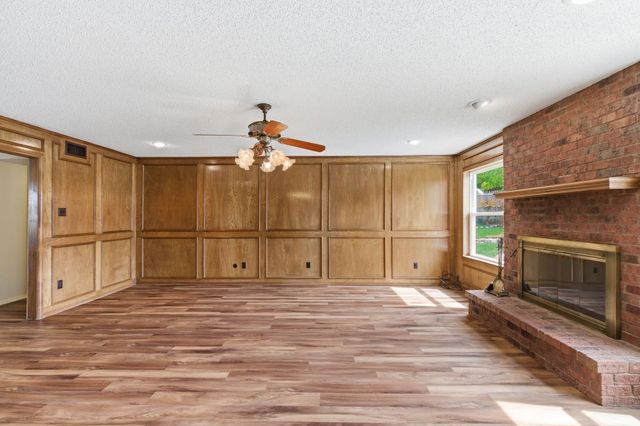 6504 Riviera Drive, North Richland Hills, TX 76180