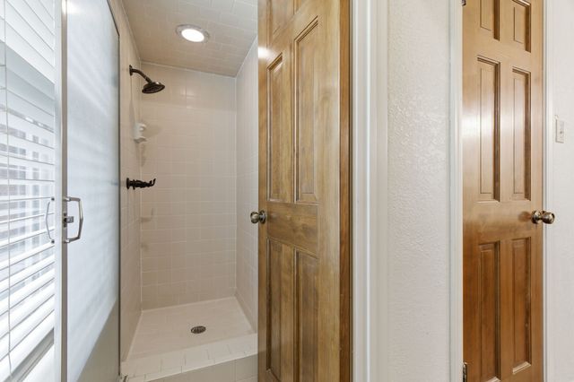 6504 Riviera Drive, North Richland Hills, TX 76180