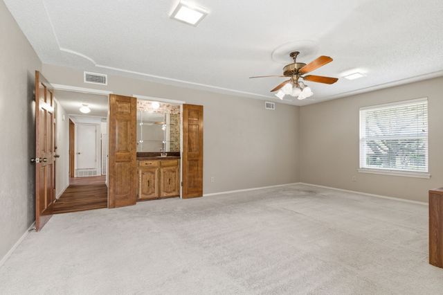 6504 Riviera Drive, North Richland Hills, TX 76180