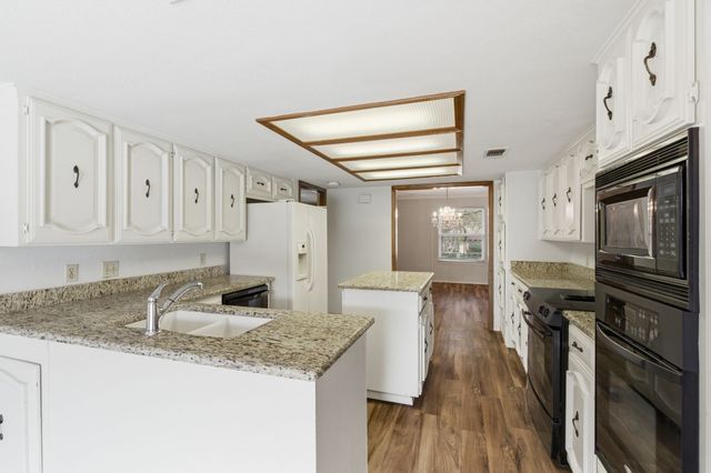 6504 Riviera Drive, North Richland Hills, TX 76180