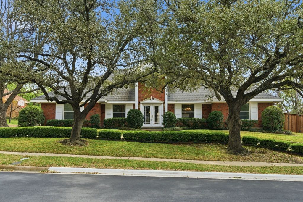 6504 Riviera Drive, North Richland Hills, TX 76180