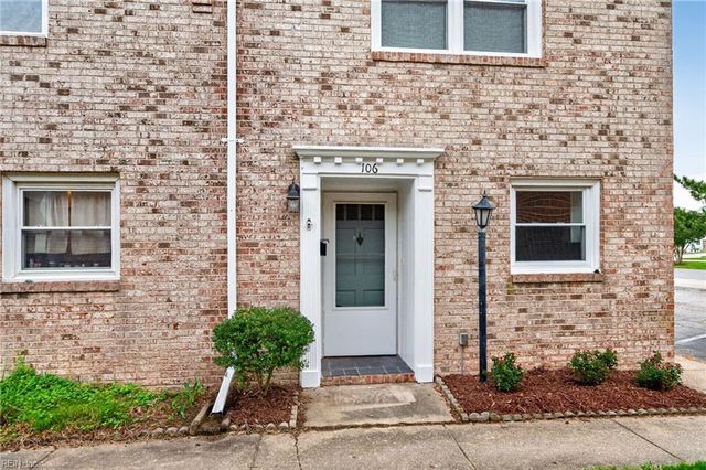 409 25th St Apt 106, Virginia Beach, VA 23451