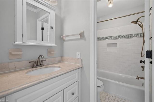 409 25th St Apt 106, Virginia Beach, VA 23451
