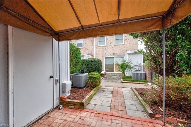 409 25th St Apt 106, Virginia Beach, VA 23451