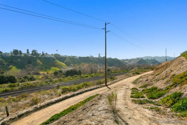 4186 Camino Islay, San Diego, CA 92122