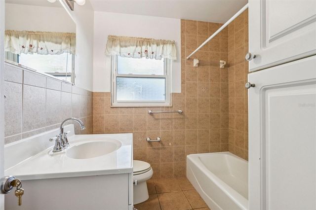 215 S WEST SHORE BOULEVARD, Tampa, FL 33609