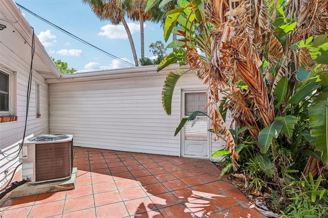 215 S WEST SHORE BOULEVARD, Tampa, FL 33609