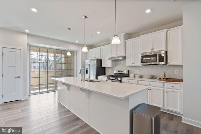 7904 BRANDY STATION RD, Hanover, MD 21076