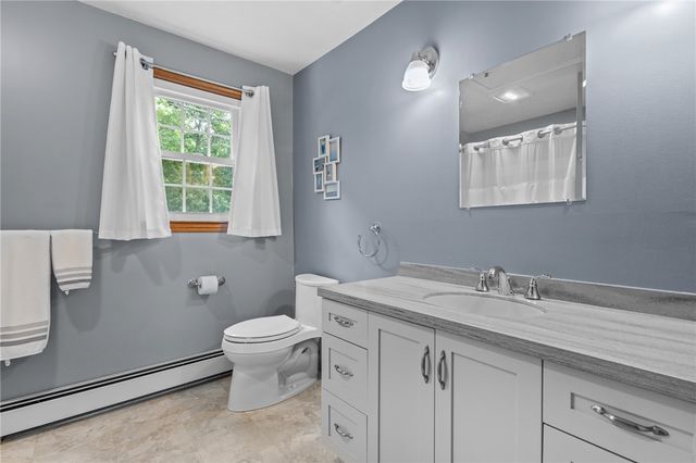 157 Tara Lane, Woonsocket, RI 02895