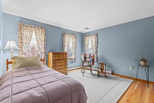 157 Tara Lane, Woonsocket, RI 02895