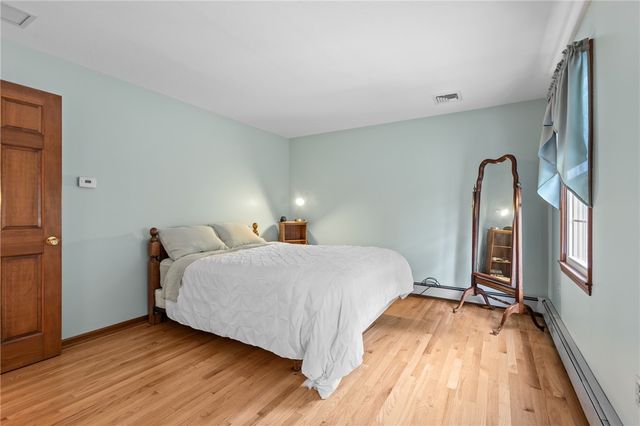 157 Tara Lane, Woonsocket, RI 02895