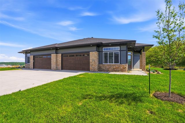 1901 Country Club Drive, Coralville, IA 52241