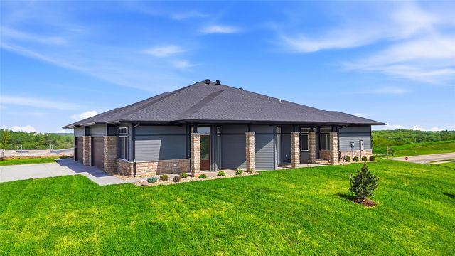 1901 Country Club Drive, Coralville, IA 52241