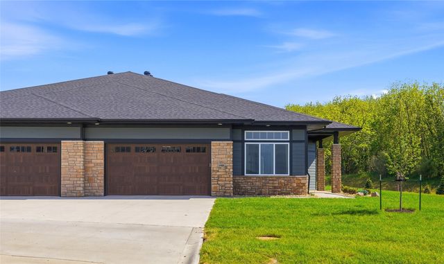 1901 Country Club Drive, Coralville, IA 52241