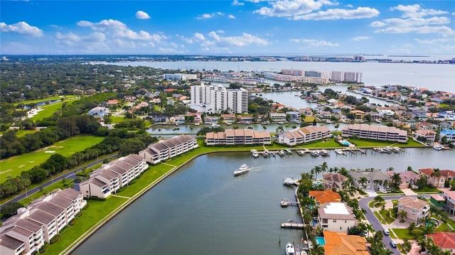 5950 PELICAN BAY PLAZA S PH-1C, Gulfport, FL 33707