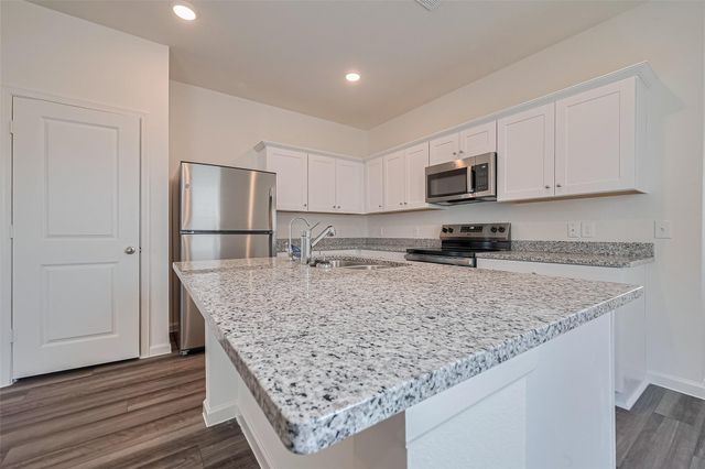 8510 Ora Meadows Drive, Richmond, TX 77469