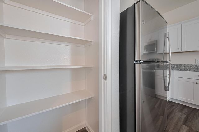 8510 Ora Meadows Drive, Richmond, TX 77469