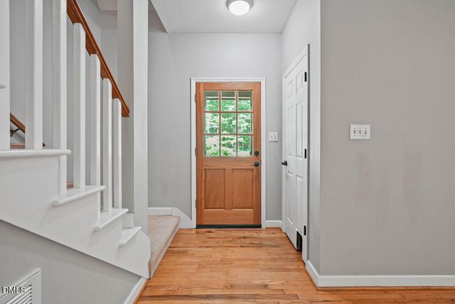 240 Mcgregor Woods Road, Chapel Hill, NC 27517