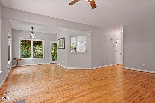 240 Mcgregor Woods Road, Chapel Hill, NC 27517
