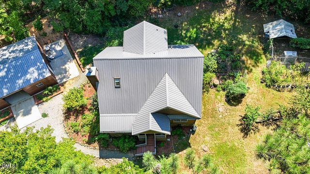 240 Mcgregor Woods Road, Chapel Hill, NC 27517