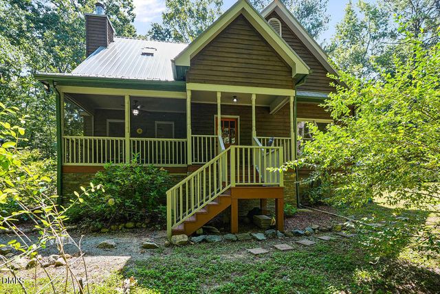 240 Mcgregor Woods Road, Chapel Hill, NC 27517