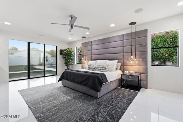 3710 E HAZELWOOD Street, Phoenix, AZ 85018