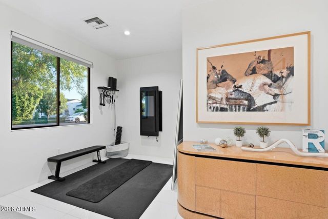 3710 E HAZELWOOD Street, Phoenix, AZ 85018