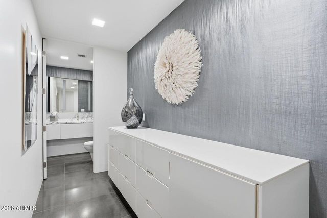 3710 E HAZELWOOD Street, Phoenix, AZ 85018
