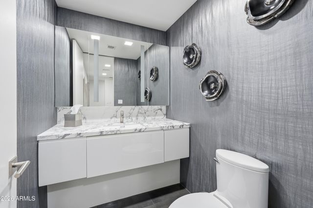 3710 E HAZELWOOD Street, Phoenix, AZ 85018