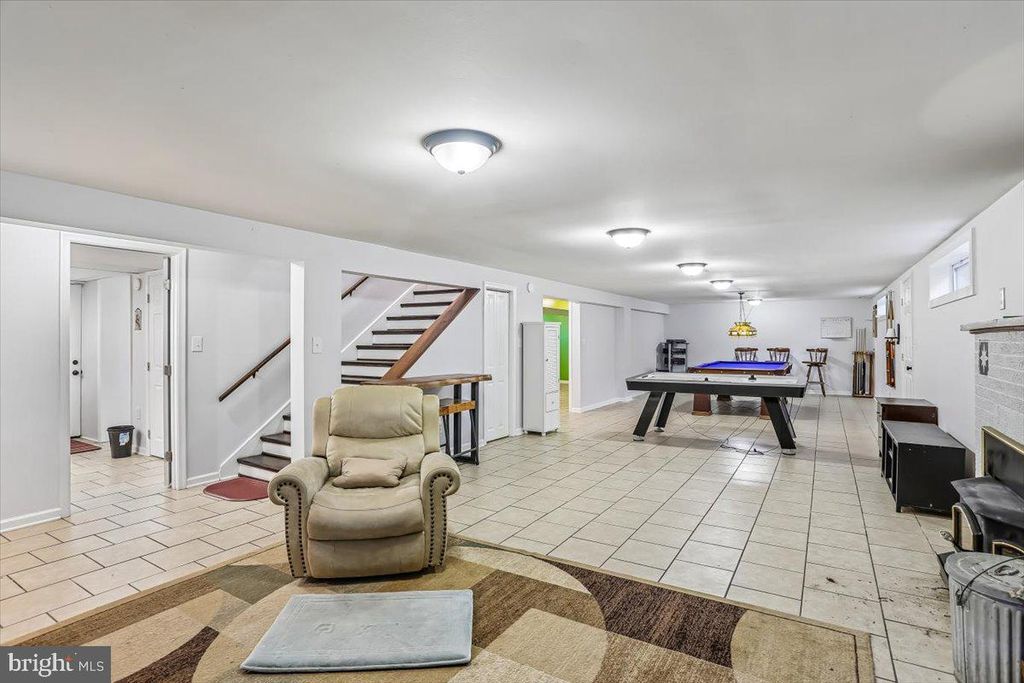 Image 25 of property listing at 321 N 3RD ST, Oakland, MD 21550