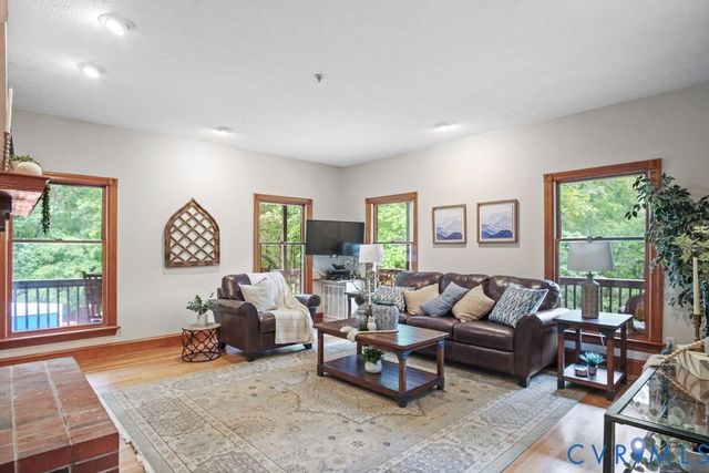 15204 Cypress Creek Ln, Doswell, VA 23047