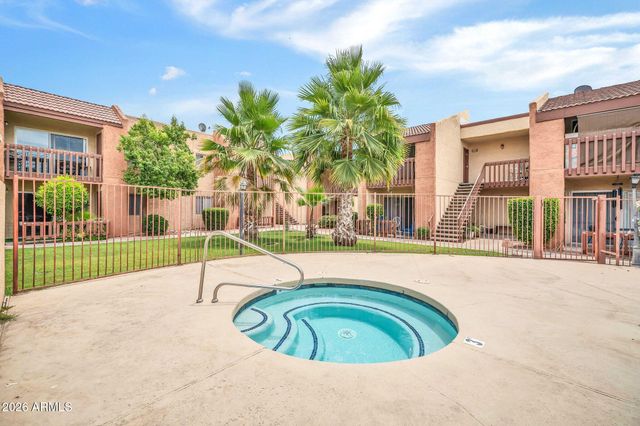 2121 W Royal Palm Road 2074, Phoenix, AZ 85021