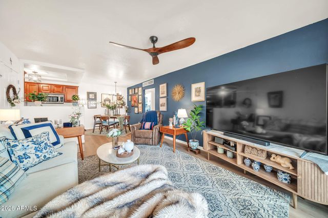 2121 W Royal Palm Road 2074, Phoenix, AZ 85021