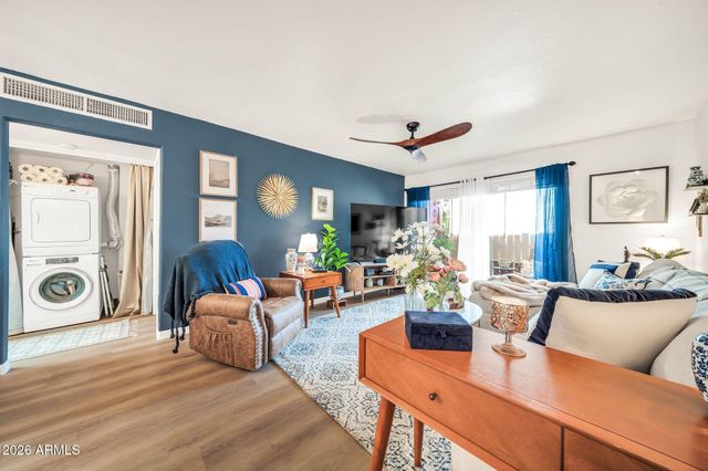 2121 W Royal Palm Road 2074, Phoenix, AZ 85021