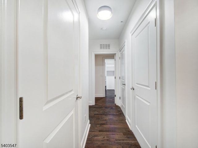 90 Clinton Ave 204, Newark City, NJ 07114