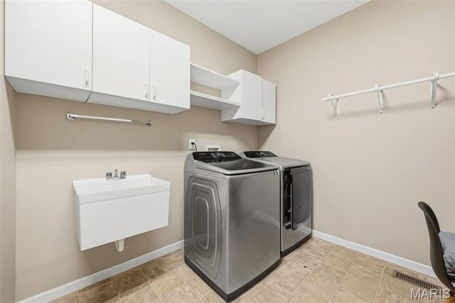 7 Shetland Court, O'fallon, MO 63368
