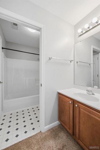 7 Shetland Court, O'fallon, MO 63368