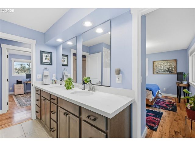 10339 Sw 40TH Ave, Portland, OR 97219