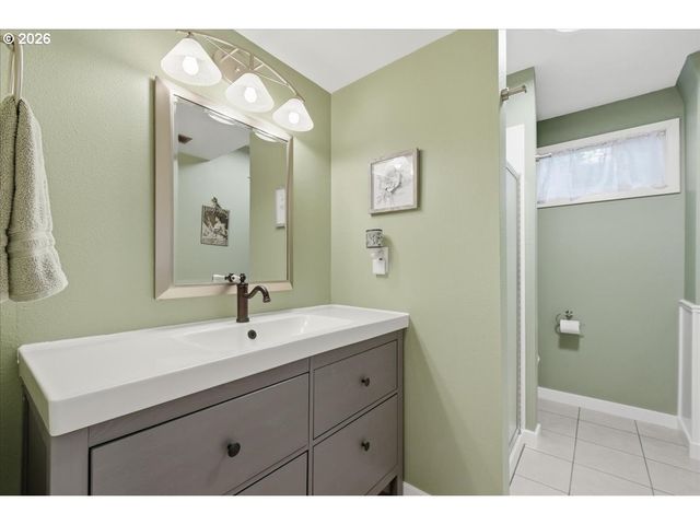 10339 Sw 40TH Ave, Portland, OR 97219