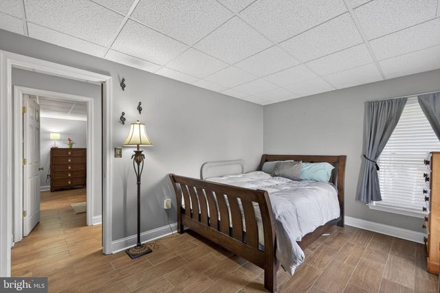 17 STONEWALL CT, Middleburg, VA 20117