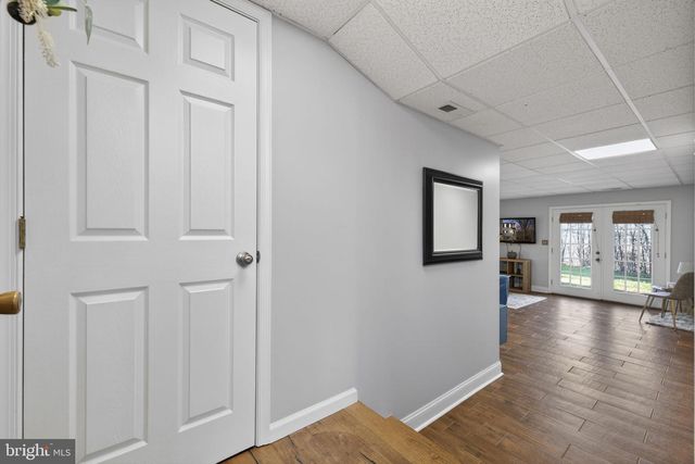 17 STONEWALL CT, Middleburg, VA 20117