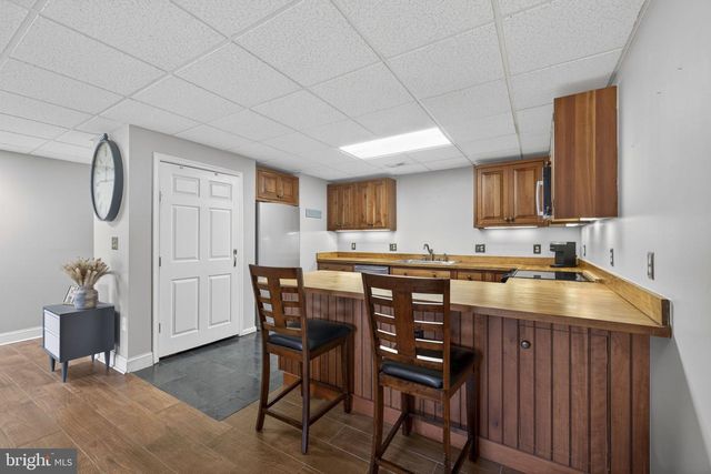 17 STONEWALL CT, Middleburg, VA 20117