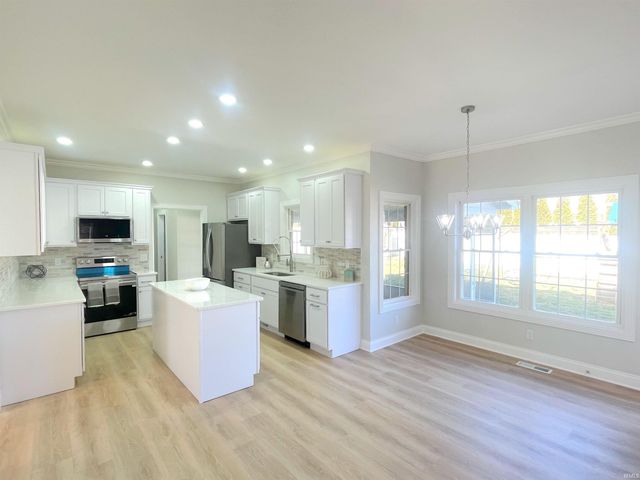 4500 Windham Drive, Evansville, IN 47725