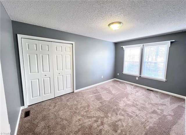 118 Carters Ridge Road, Advance, NC 27006