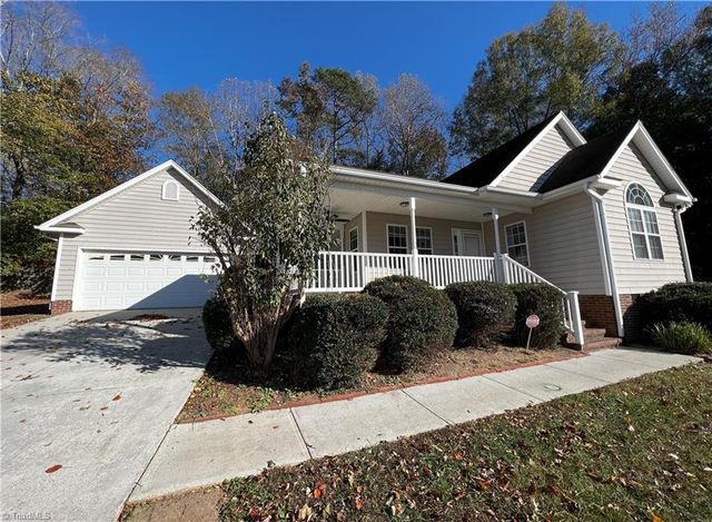 118 Carters Ridge Road, Advance, NC 27006